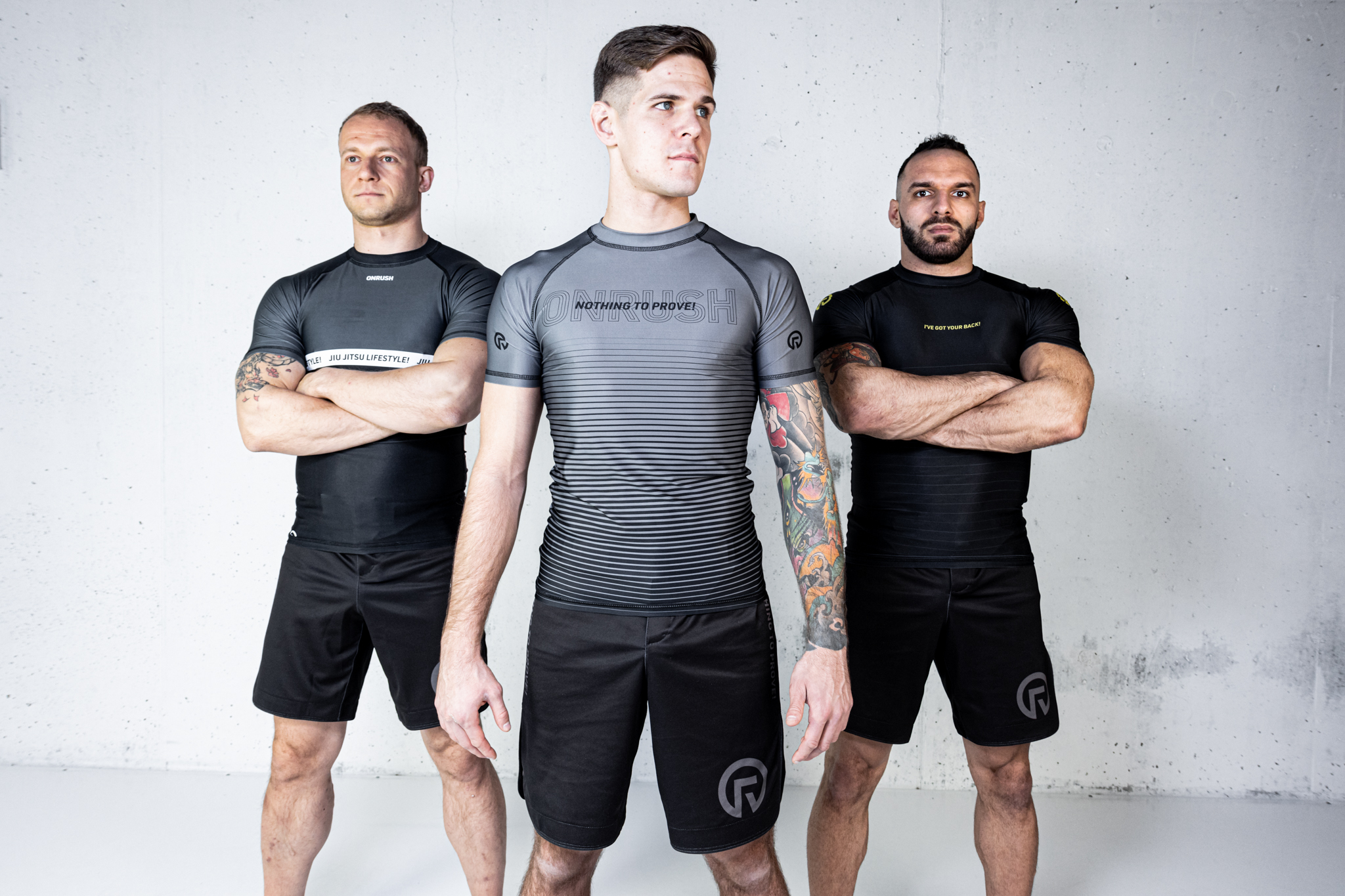 trzech zawodników bjj ubranych w onrush